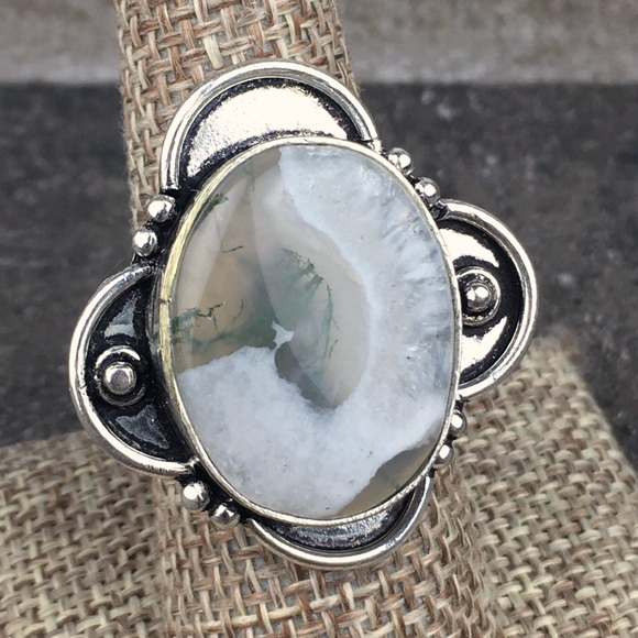 Solar Quartz Stone Ring Size 8.75 - Picture 2 of 9